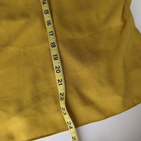 Kenneth Cole Draped Asymmetrical Blouse Sleeveless Scoop Neck Lined Mustard sz S - Picture 11 of 11